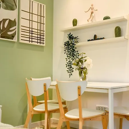 Spacious 1br In The Center - Amazing For Extended Bucarest