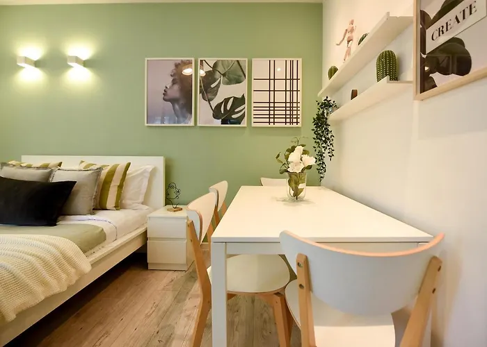Spacious 1br In The Center - Amazing For Extended Bukareszt