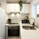 Appartement Spacious 1br In The Center - Amazing For Extended *