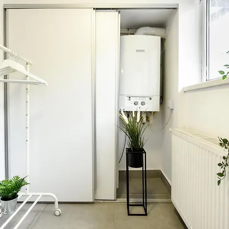 Apartman Spacious 1br In The Center - Amazing For Extended