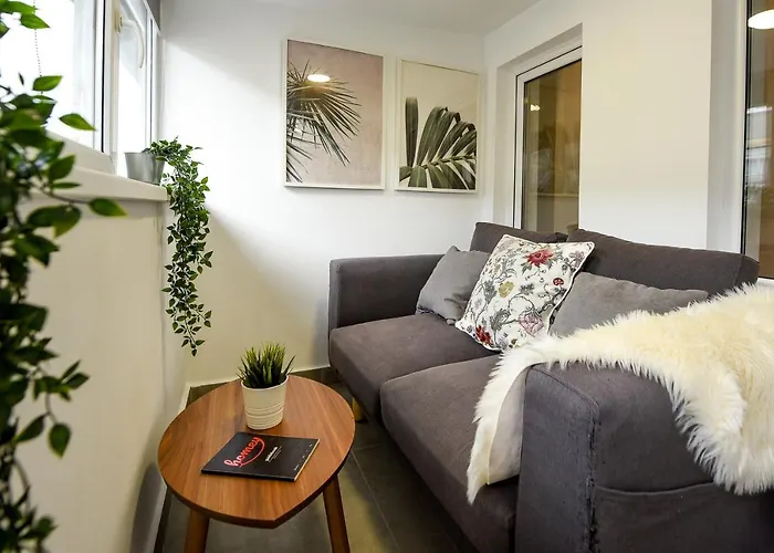 Spacious 1br In The Center - Amazing For Extended Bukarest